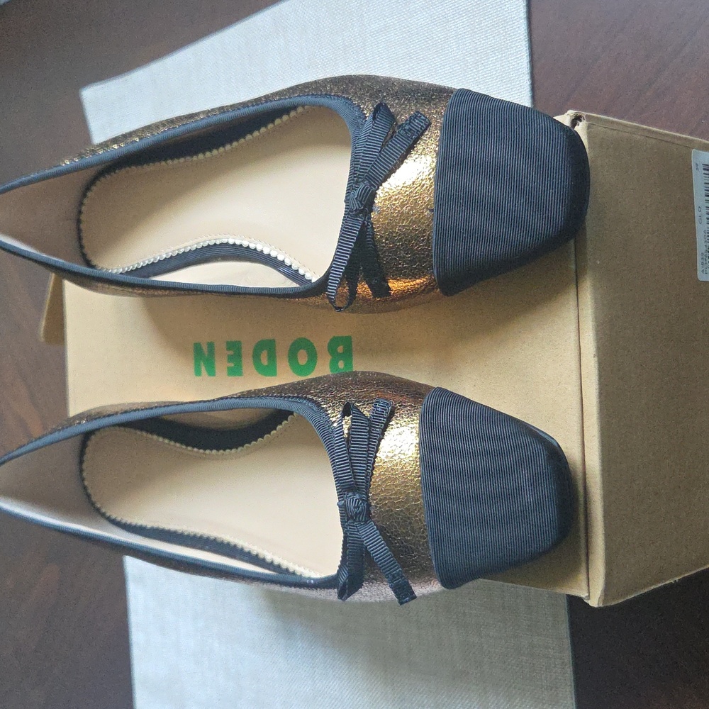Boden Gold and Black Bow Flats. NWT. Beautiful! - Picture 11 of 11